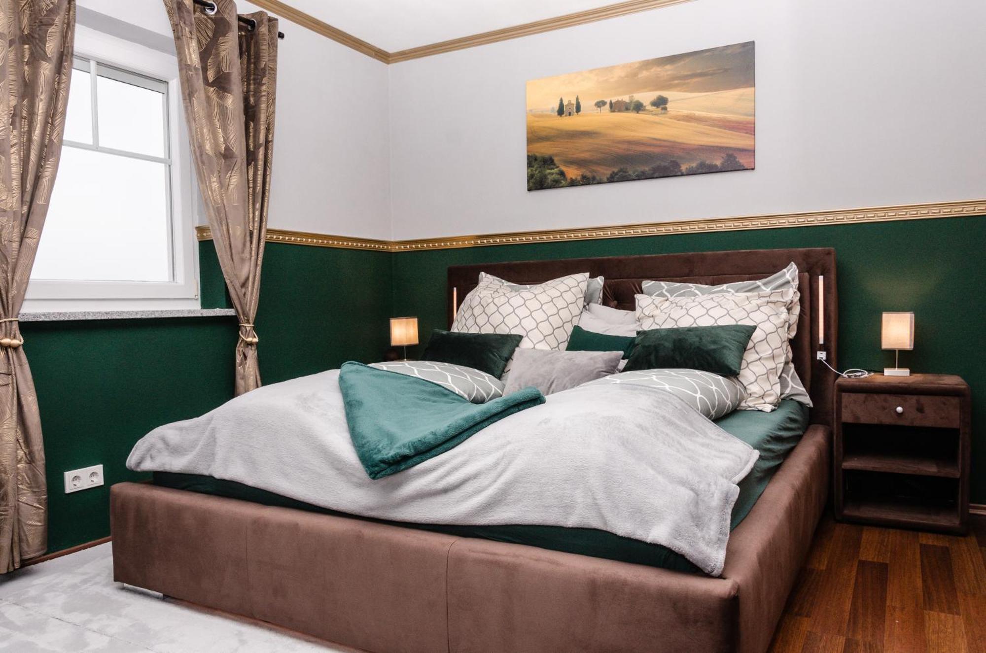 5 Sterne Centurion Ferienhaus Villa 2 Pools 86 Zoll Tv Aldersbach Zewnętrze zdjęcie