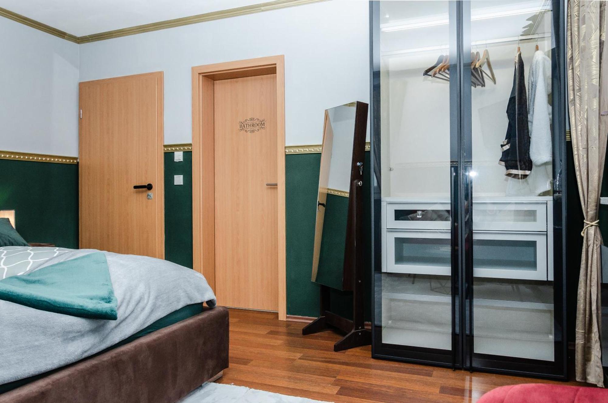 5 Sterne Centurion Ferienhaus Villa 2 Pools 86 Zoll Tv Aldersbach Zewnętrze zdjęcie