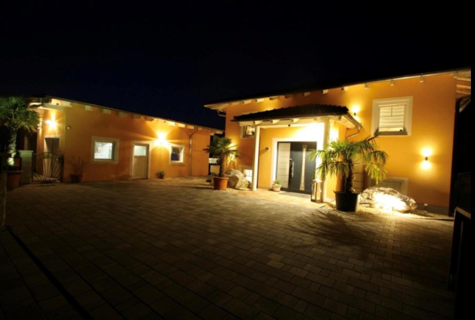 5 Sterne Centurion Ferienhaus Villa 2 Pools 86 Zoll Tv Aldersbach Zewnętrze zdjęcie